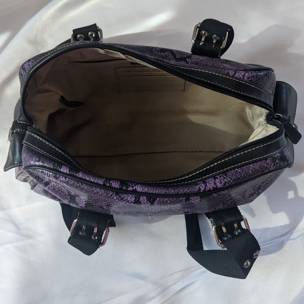 Nine West Purse & Accessories - Picture 6 of 12